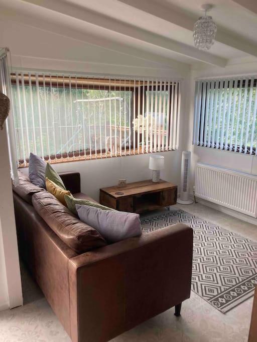 Cwtch Cymru Lodge 7F Caer Beris Holiday Lodge Park Builth Wells Ngoại thất bức ảnh