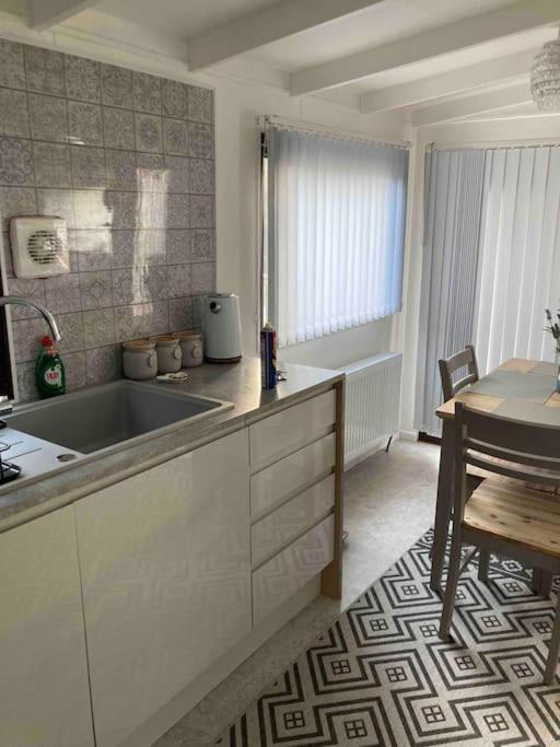 Cwtch Cymru Lodge 7F Caer Beris Holiday Lodge Park Builth Wells Ngoại thất bức ảnh